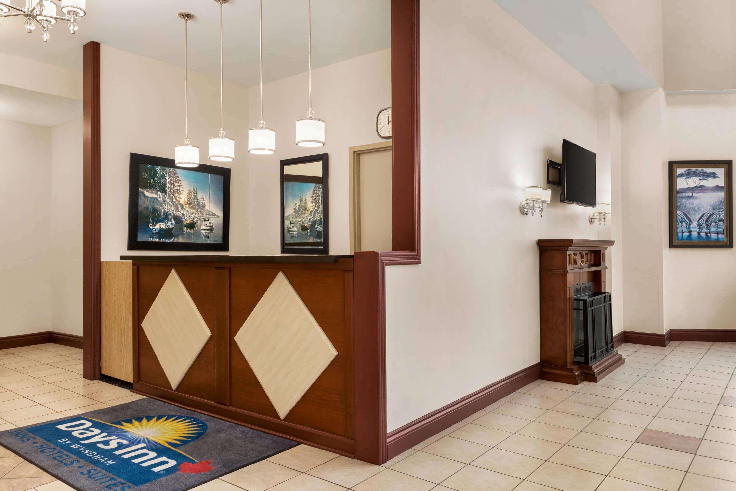Days Inn By Wyndham Hamilton - Downtown Esterno foto